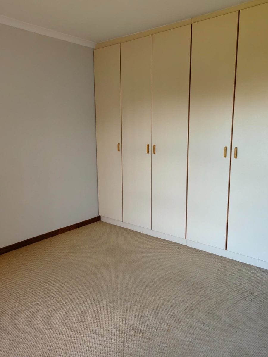 4 Bedroom Property for Sale in Wavecrest Eastern Cape